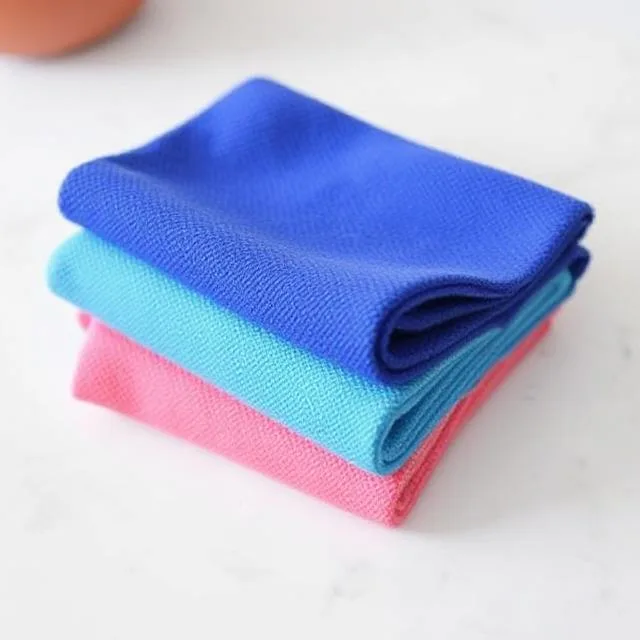 5ec9c883-6a85-4243-b395-801ef36cbb83 Non-Woven Cleaning Cloths